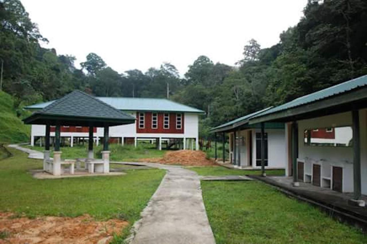 Oyo Home 90396 Mahua Rainforest Paradise Tambunan Εξωτερικό φωτογραφία